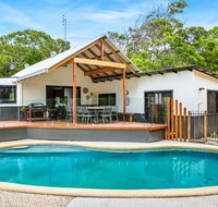 11 Naiad Court - Rainbow Shores Fantastic Family Retreat Swimming Pool 200m to beach Free Wi-Fi - Australia Accommodation