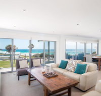 12 Cliff Road - Australia Accommodation