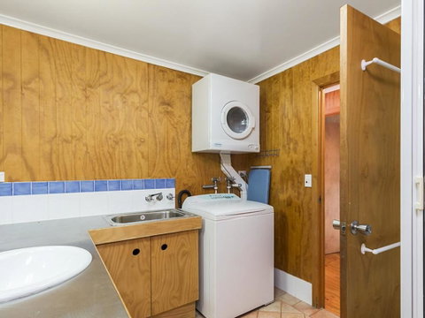 12 Yarrong Road - Australia Accommodation 1