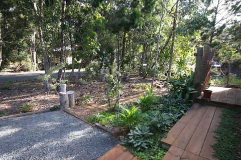 15 Belle Court - Modern, Architect Designed, Open Plan Holiday Home With Outdoor Shower - Australia Accommodation 1