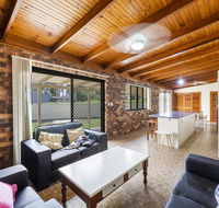 16 Young St - Australia Accommodation