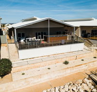19 Corella Court - Spacious deck with swim spa - Australia Accommodation