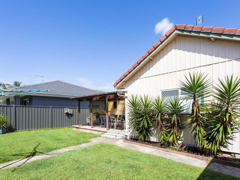 19 Lincoln Street - Australia Accommodation 2