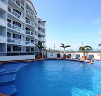 2 Bedroom Alex Unit - Ocean Pool and Park Views - Australia Accommodation
