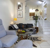 2 Bedroom close to CBD - Australia Accommodation