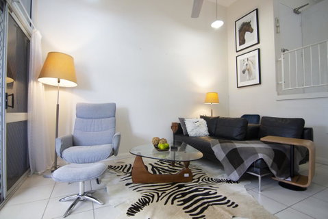 2 Bedroom Close To CBD - Australia Accommodation 3