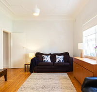 2 Bedroom Garden Apartment by Bondi Beach - Australia Accommodation
