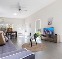 2 Bedroom w/Parking Near Central Cessnock - Australia Accommodation