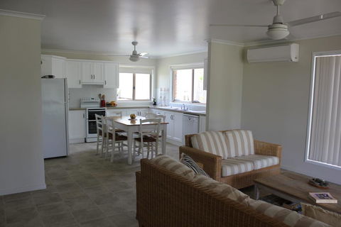 2/51 Carlo Road - Rainbow Beach - Australia Accommodation 1
