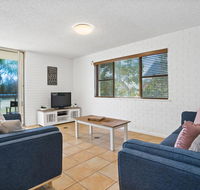 2/56 Lawson StreetClarkes Beach - Australia Accommodation