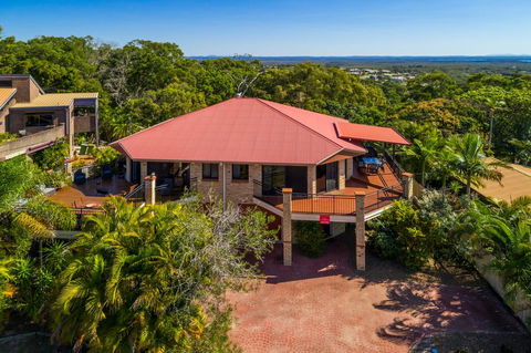 2/80 Cooloola Drive - Comfortable And Cosy Unit Enjoying Ocean Views And Views To Fraser Island - Australia Accommodation 0