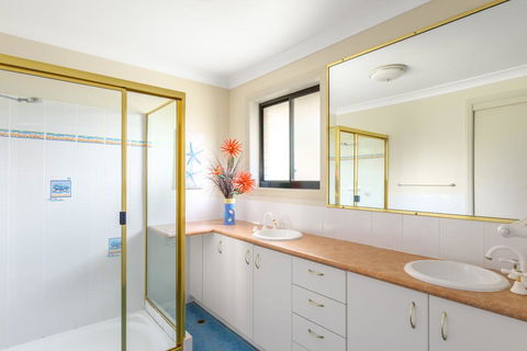 2/80 Cooloola Drive - Comfortable And Cosy Unit Enjoying Ocean Views And Views To Fraser Island - Australia Accommodation 1