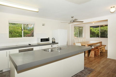20 Scrub Road, Coolum Beach - Pet Friendly, Linen Included - Australia Accommodation 1