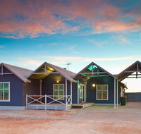22 Kestrel Place- PRIVATE JETTY - Australia Accommodation