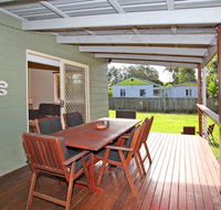 24 Sundew Street Mudjimba - 500 Bond - Pet Friendly Linen Supplied WIFI Air Cond. - Australia Accommodation