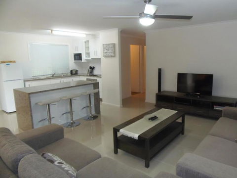 26 Kurana Street - Rainbow Beach, Stroll To The Beach And Shops - Australia Accommodation 0