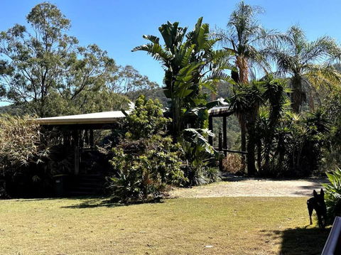 Charity Creek Retreat - Australia Accommodation 4