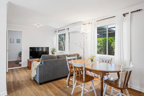 Cosy Adelaide Hills Getaway - Australia Accommodation 0