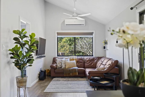 Country Club Retreat - Australia Accommodation 0