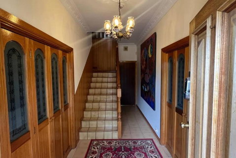 Croydon Beautiful Entire Top Floor 200sqm - Australia Accommodation 2