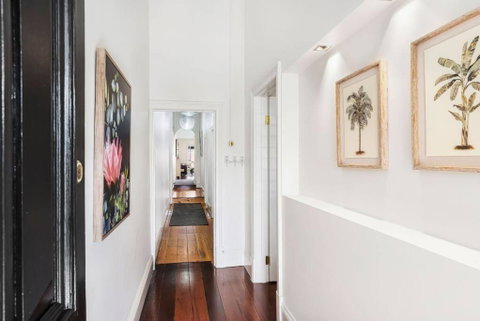 Cute As A Button - Picket Fence 3 Bed Stylish Home - Australia Accommodation 3