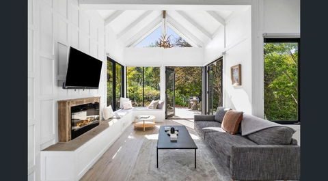Daylesford Lake Garden Villas - Australia Accommodation 0