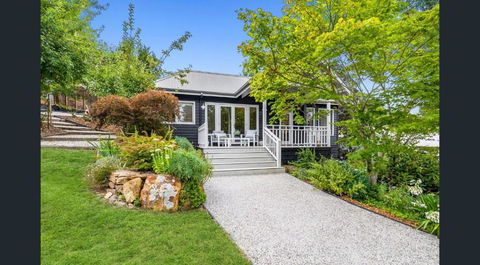 Daylesford Lake Garden Villas - Australia Accommodation 3
