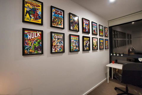 DC Vs Marvel Theme Ft Arcade Machine Pool Gym Sauna BBQ - Australia Accommodation 4