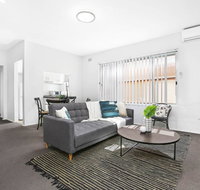 3 South Pacific Apartments - Australia Accommodation