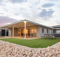4 Corella Court - Brand New Magnificent Marina Home With Wi-Fi - Australia Accommodation