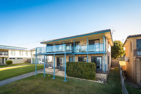 45 Hillside Cres Beach House - Australia Accommodation 0