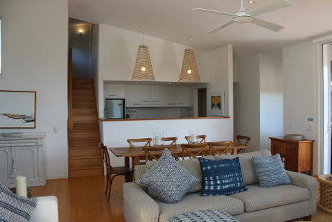 5 ON COAST - Australia Accommodation 0