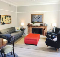 50s Fibro Chateau - Australia Accommodation
