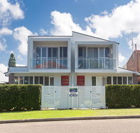 7 Judith Street - Stunning duplex with ducted air - Australia Accommodation