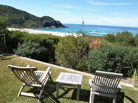 8 ON COAST (4 Night Min) - Australia Accommodation 0
