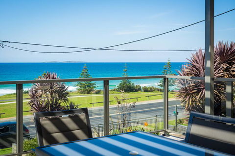 81 Dalmeny Drive - Beach House - Australia Accommodation 1