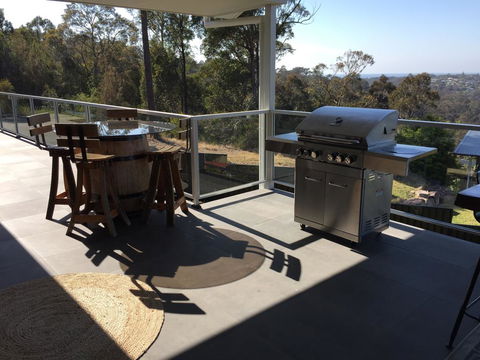 89 Berrambool Drive - Australia Accommodation 2