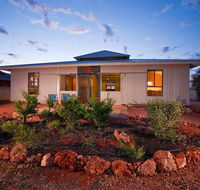 9 Skipjack Circle - Lovely Pet-Friendly Holiday Home with a Breezeway - Australia Accommodation