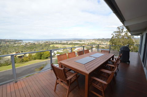 91 Berrambool Drive - Australia Accommodation 3