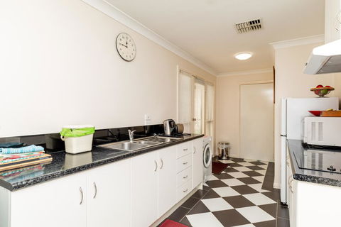 94Best Apartments - Australia Accommodation 2