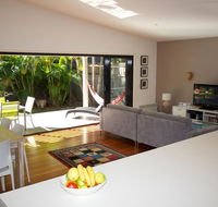 LIZZIE - Australia Accommodation