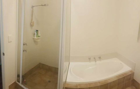 A Better Life Animal Sanctuary FarmStay - Private Two-Bedrooms, Lounge Room & Bathroom & Toilet, Shared Kitchen - Australia Accommodation 1