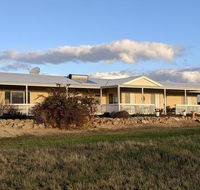 A Better Life Animal Sanctuary FarmStay - Private Two-Bedrooms Lounge Room  Bathroom  Toilet Shared Kitchen - Australia Accommodation