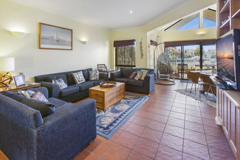A Mariners Place - BEST Location In Town! - Australia Accommodation 2