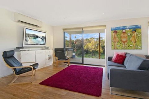 A One One Two At Island Beach - Australia Accommodation 0