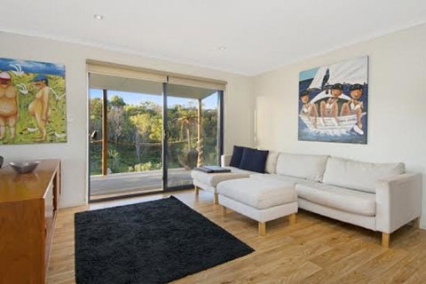 A One One Two At Island Beach - Australia Accommodation 3