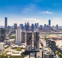 A PERFECT STAY - Adam  Eve - 2 Bedroom Luxury Apartment in Eve Tower - Australia Accommodation