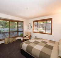 A Suite Spot in the Hills - Australia Accommodation