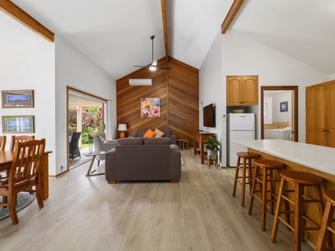 A Villa On 7th - Australia Accommodation 1