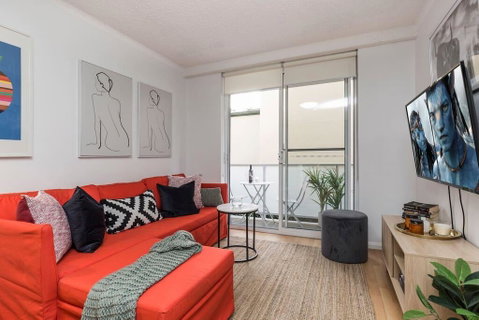 A Walk To Syd Uni & RPA Hospital - Australia Accommodation 2